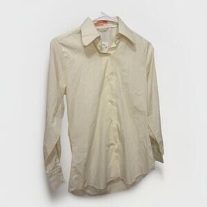Crocodile Vintage Tourist Cream Button-Up Shirt  - Size 16-33